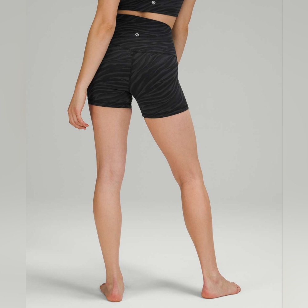 NWT Lululemon Align Short 4" Le Tigre Camo Deep Coal Multi